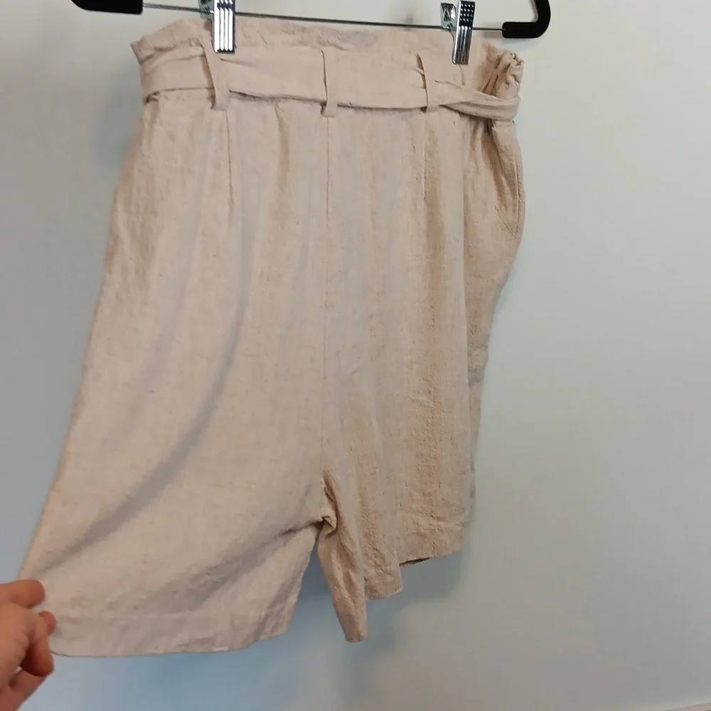 b.young Beige Linen Blend Paper Bag Shorts - Picture 7 of 11